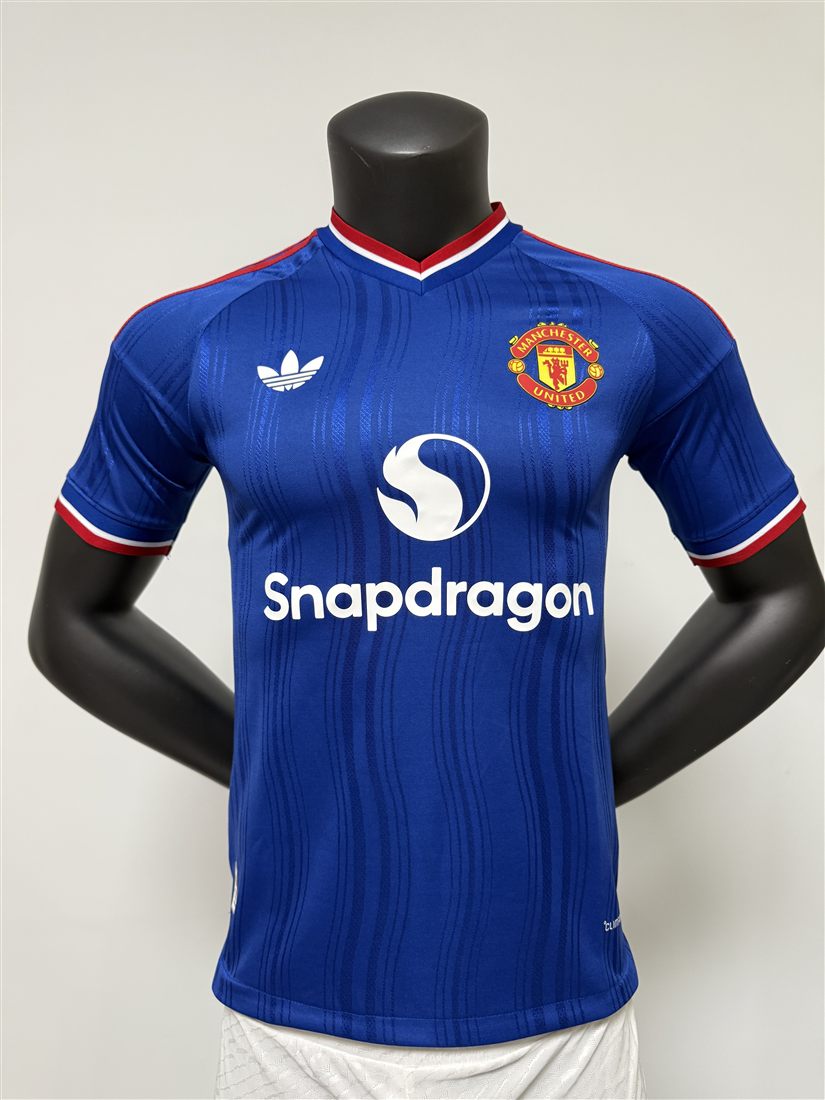 Manchester United visitante 2026-2027