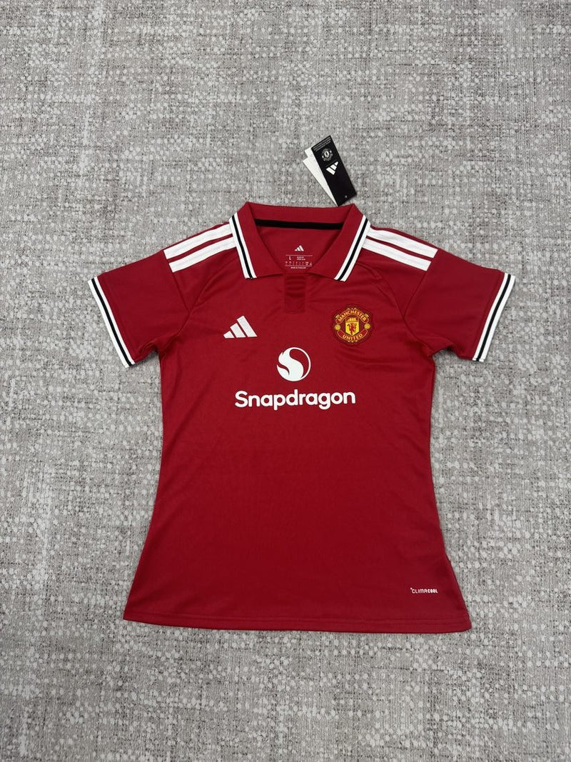 Manchester United local 2026-2027