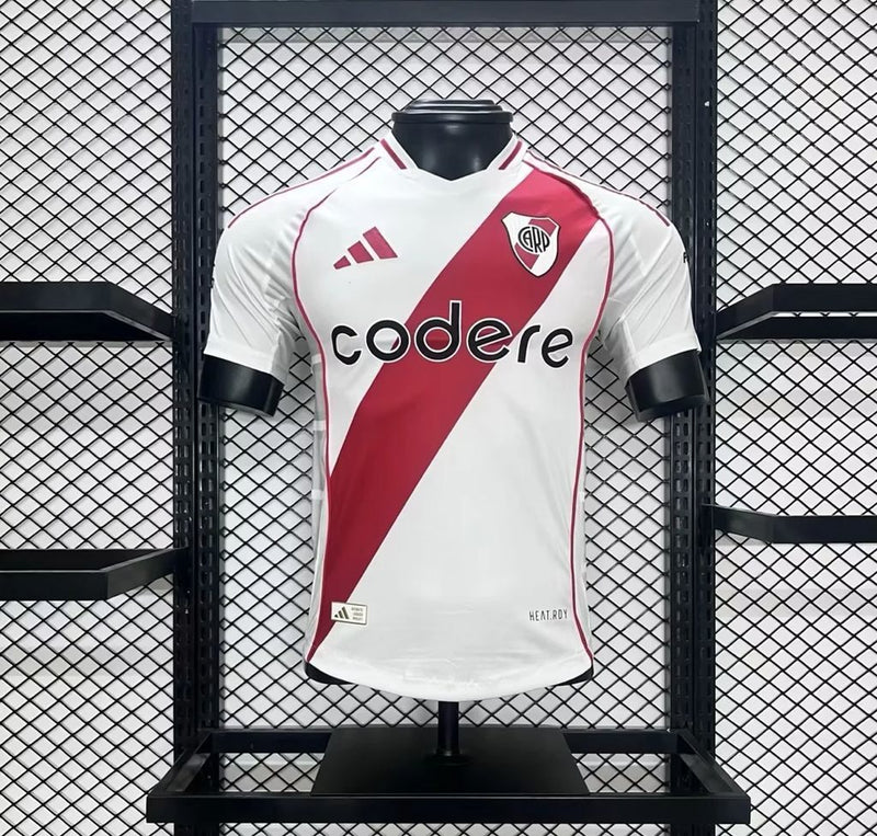 River Plate local 2024-2025